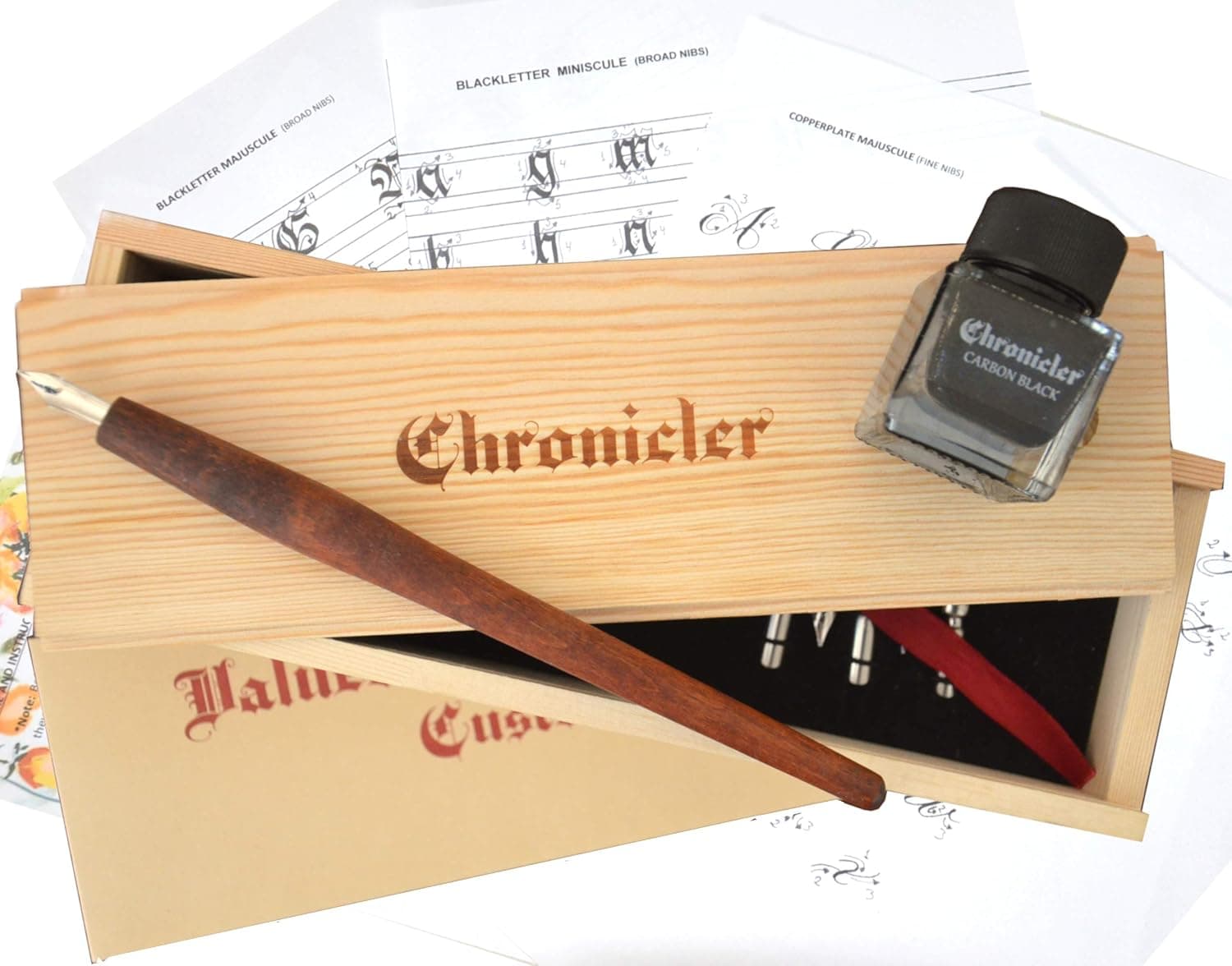Calligraphy Set for Beginners - Calligraphy Kit in a Gift Box with Instructions, Wooden Pen, 7 Nibs and Ink